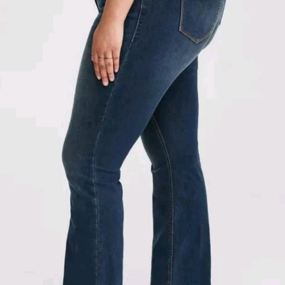 Torrid Slim Cut Boot Jeans Sz 26 - Picture 4 of 9